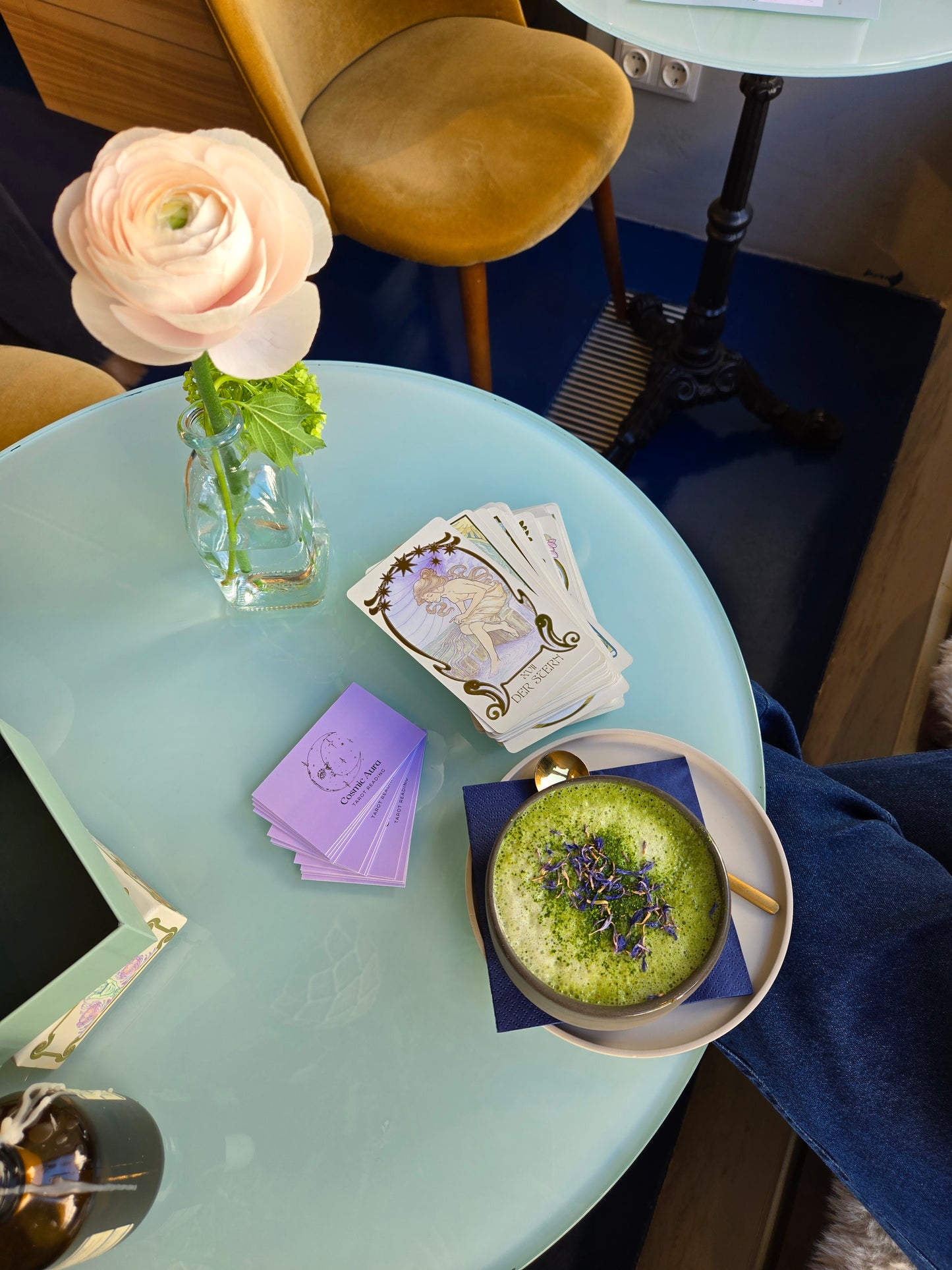 1 Hour in-depth Tarot Reading ✴ in-person ✴